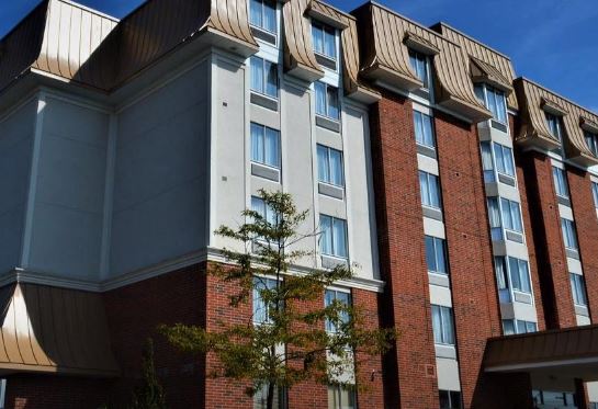 Airport to Best Western Plus Waterloo