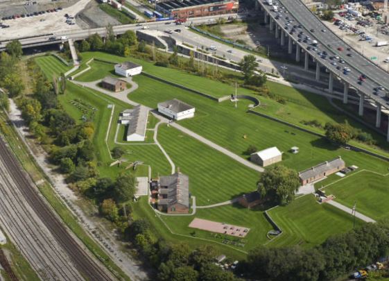 Toronto Pearson Airport to Fort York National Historic Site Ontario