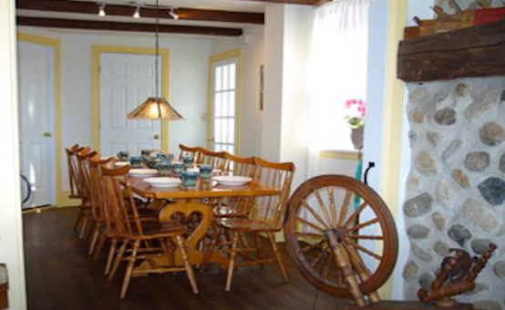 1842 Bed and Breakfast