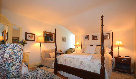 Airport to 1842 Bed and Breakfast