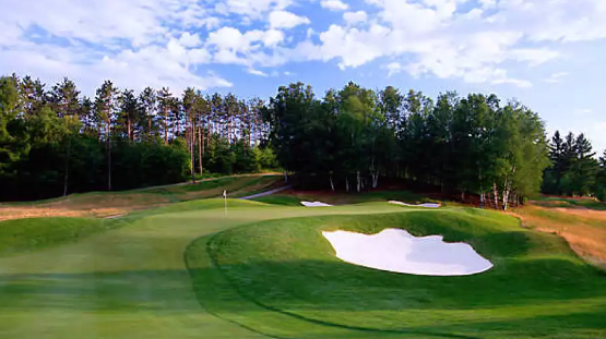 Airport to Beacon Hall Golf Club