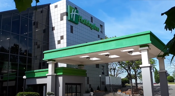 Airport to Holiday Inn Guelph Hotel and Conference Centre