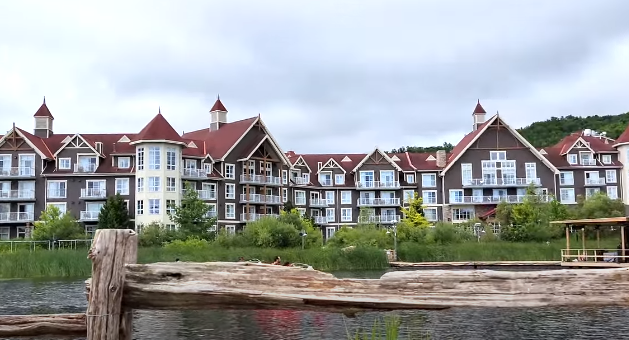 Airport to Lodges at Blue Mountain