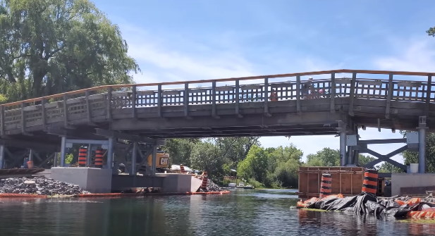 Airport to Toronto Islands Canoeing