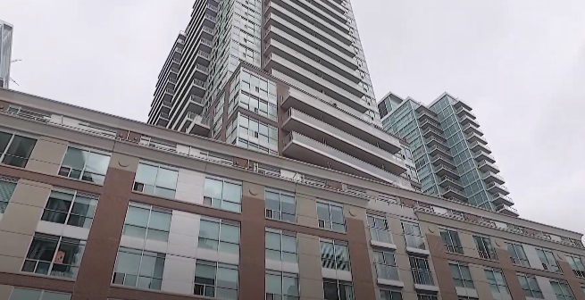 Battery Park Condos - 50 Lynn Williams St