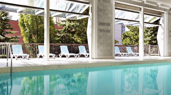 Sheraton Parkway Toronto North Hotel & Suites by Taxi​