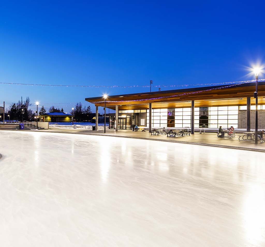 Toronto Pearson Airport Taxi to Chinguacousy Ski Chalet - Brampton