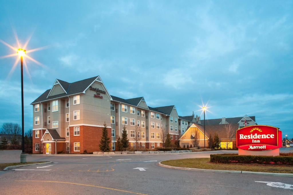 Toronto Pearson Airport Taxi to Residence Inn by Marriott Whitby