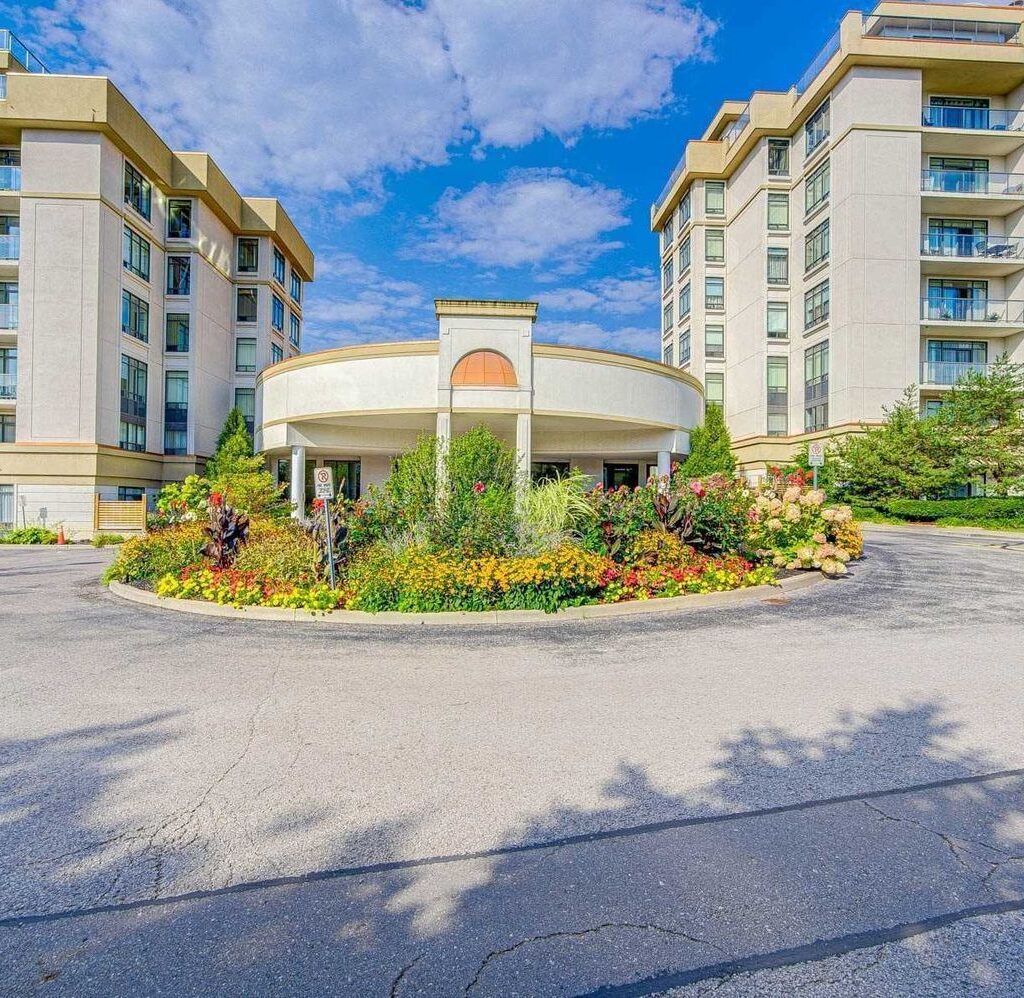 Toronto Pearson Airport Taxi to Silverwood Condos